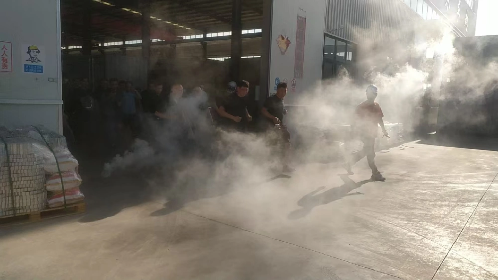 Провеждане на тренировки за безопасност и избягване на тренировки, за да укрепите защитната линия на безопасността на производството